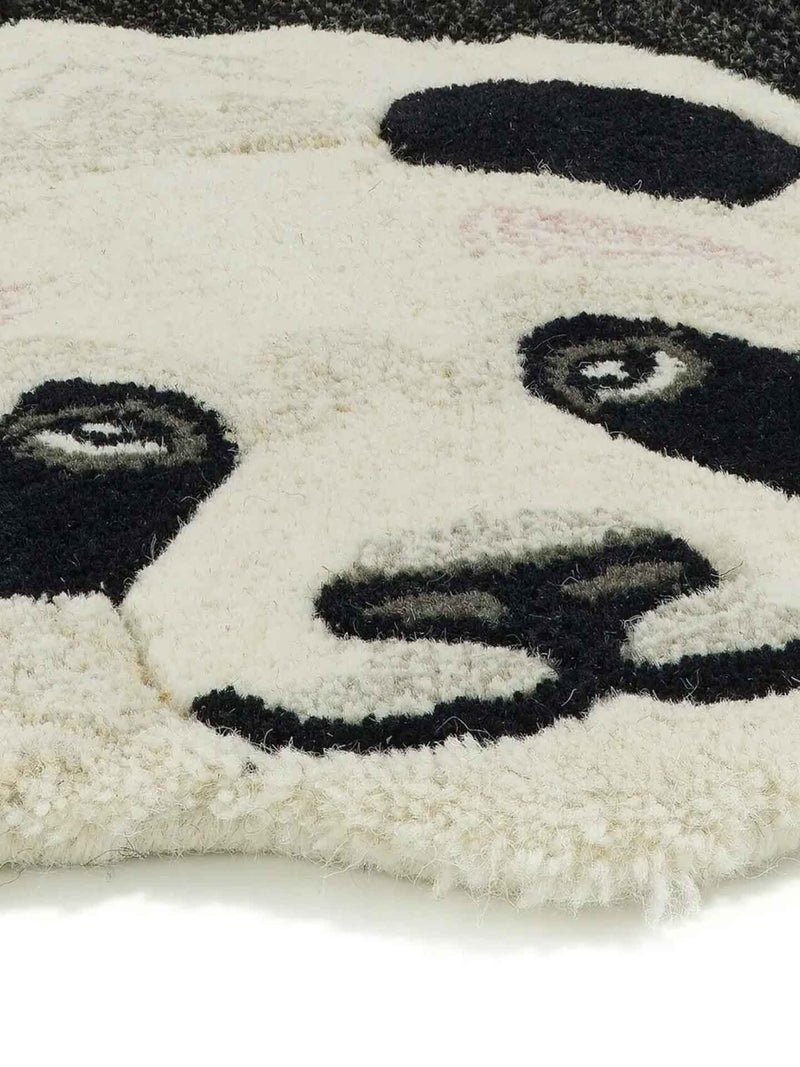 Plumpy panda rug, large