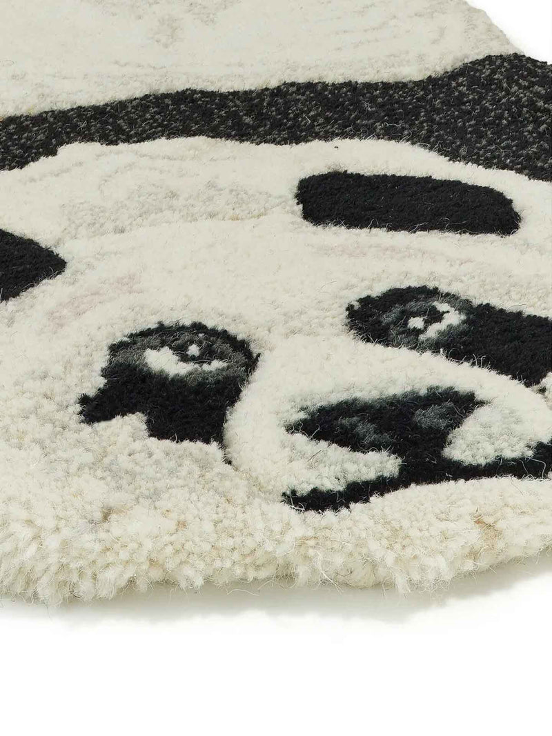 Plumpy panda rug, small