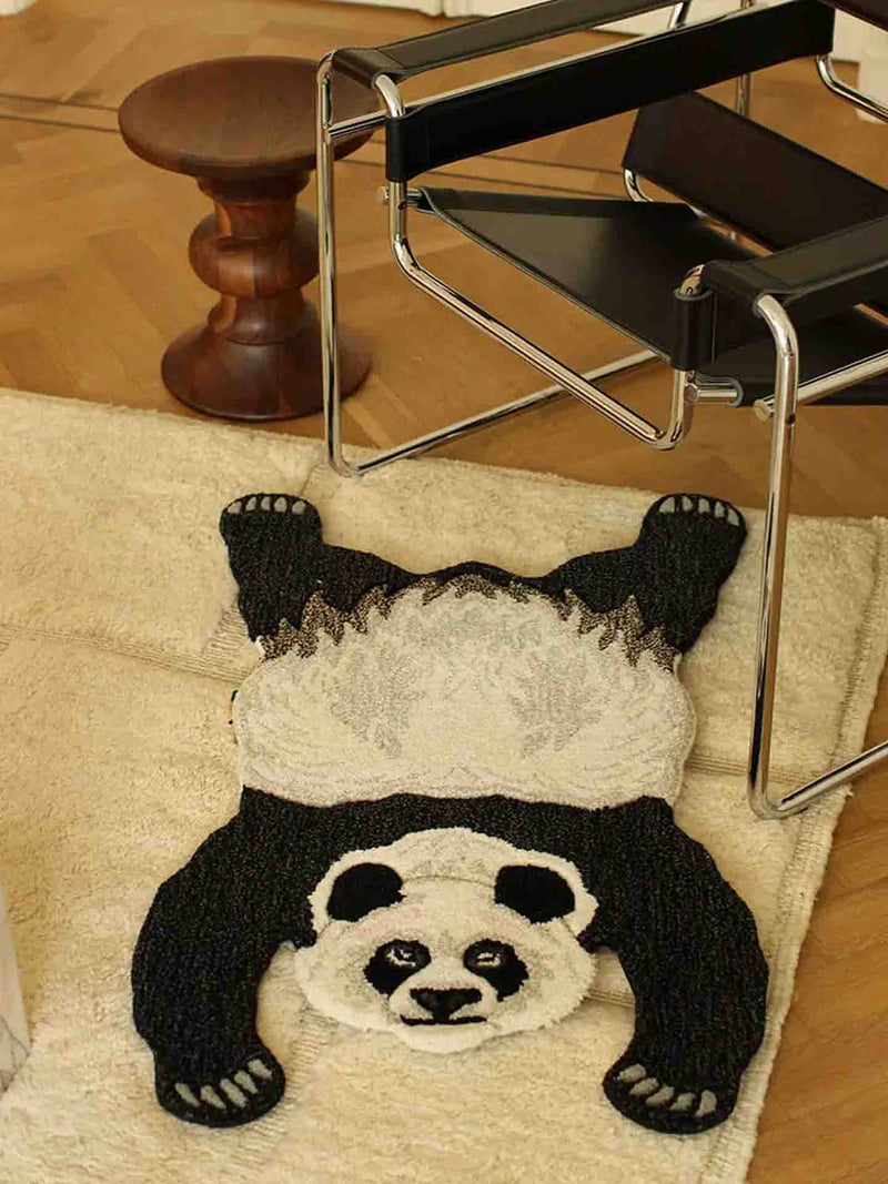 Plumpy panda rug, small
