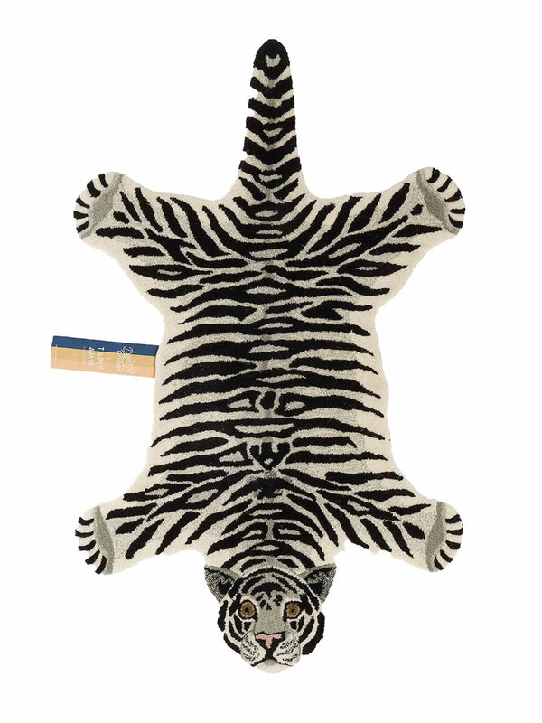 Snowy tiger rug, large