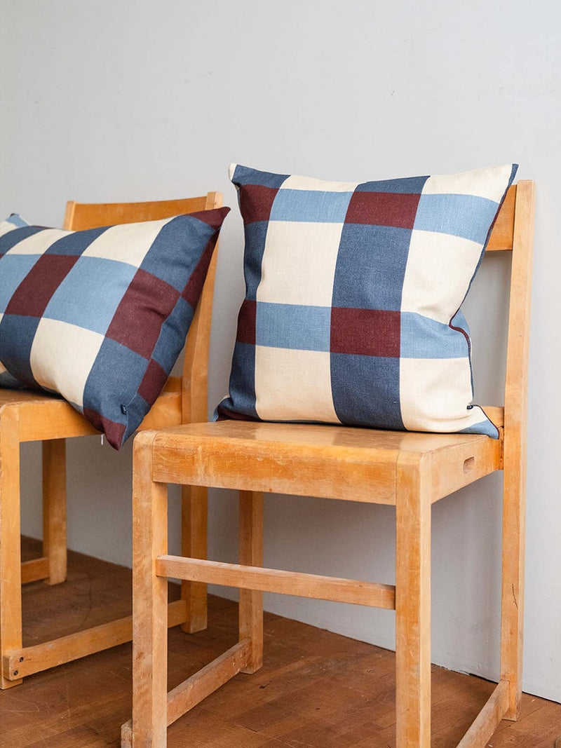 Field square cushion cover, blue-plum (50 x 50 cm)