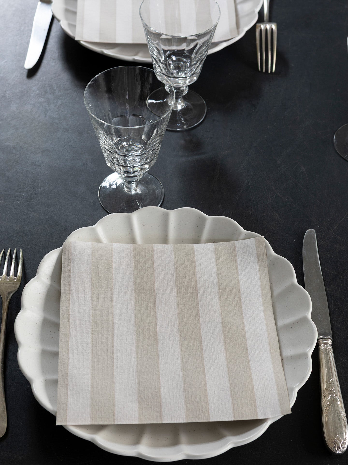 Striped dinner napkin, beige (40 x 40cm)