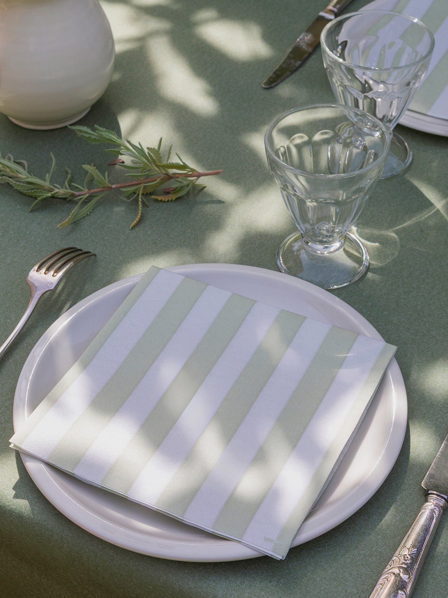 Striped dinner napkin, olive green (40 x 40cm)