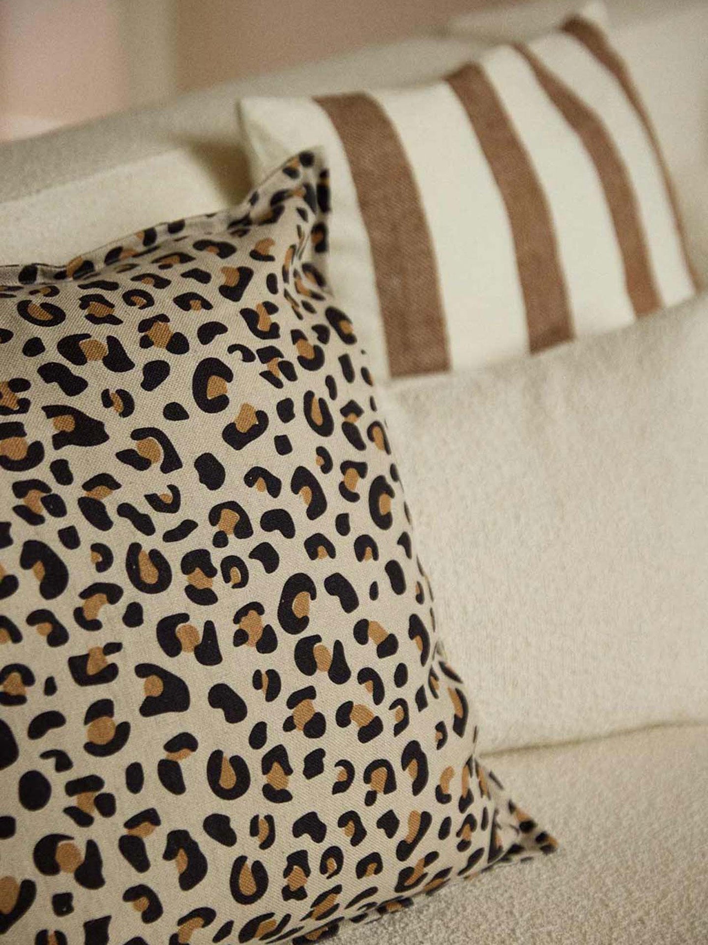 Leopard cushion cover (50 x 50 cm)