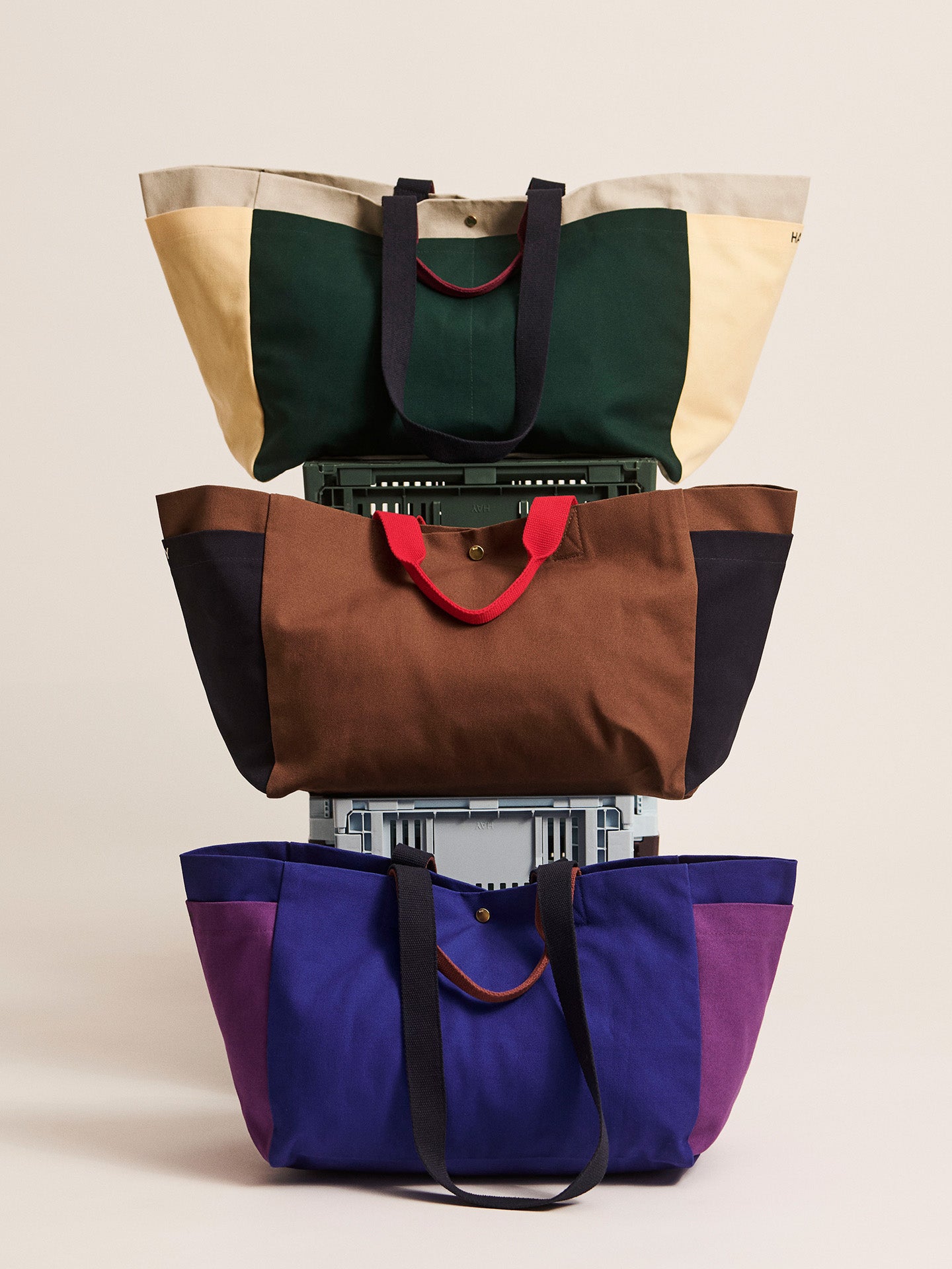 Medium organic cotton weekend bag, 3 colours