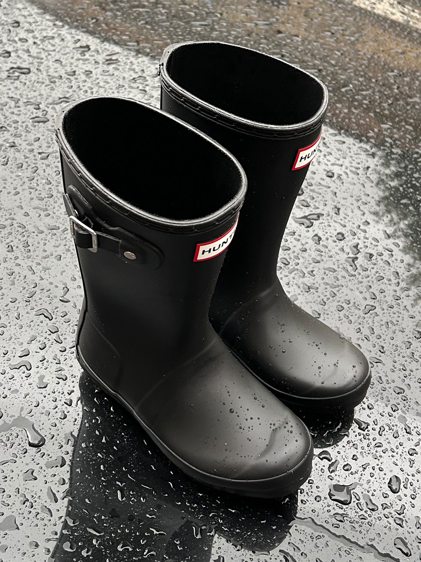Women's downpour adjustable boot, black