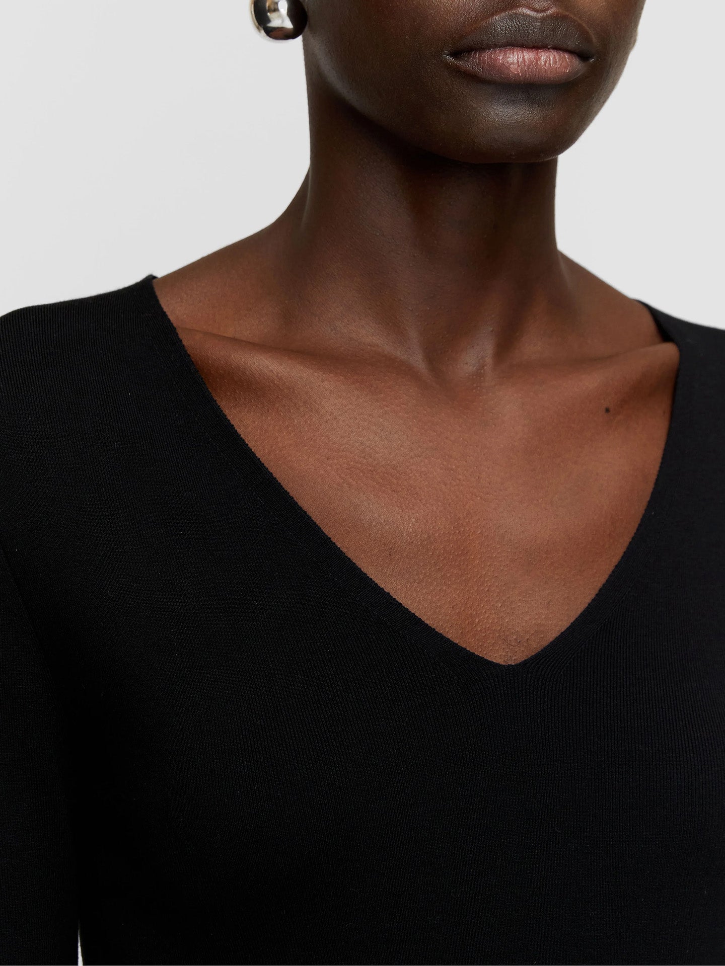 Silk Stretch V Neck Top, Black