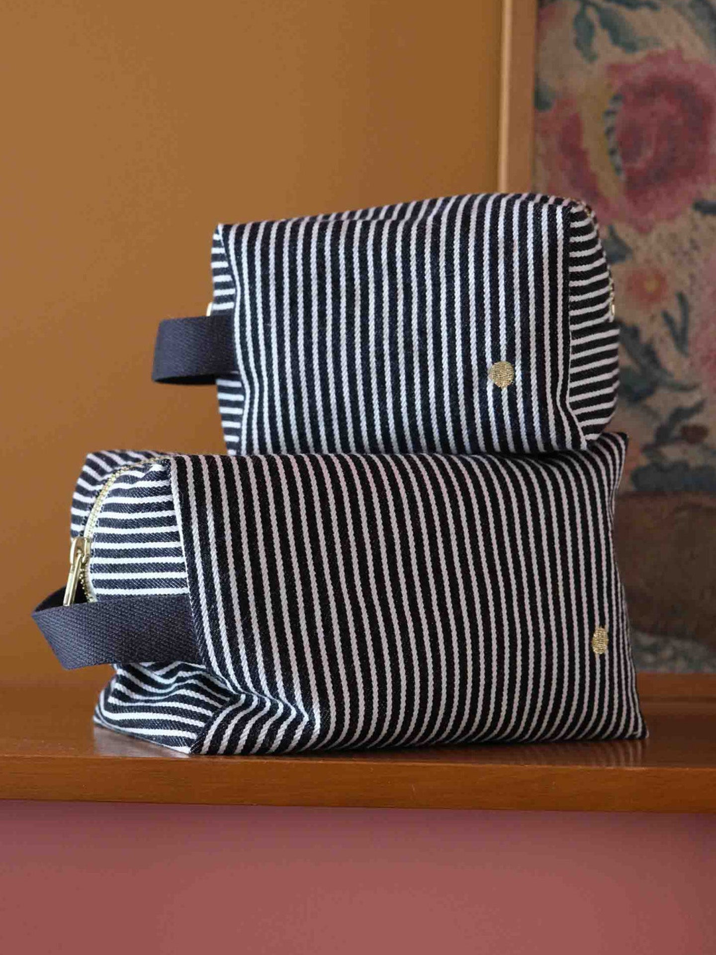 Basile L cube toiletry bag, stripe (14 × 22 × 11 cm)