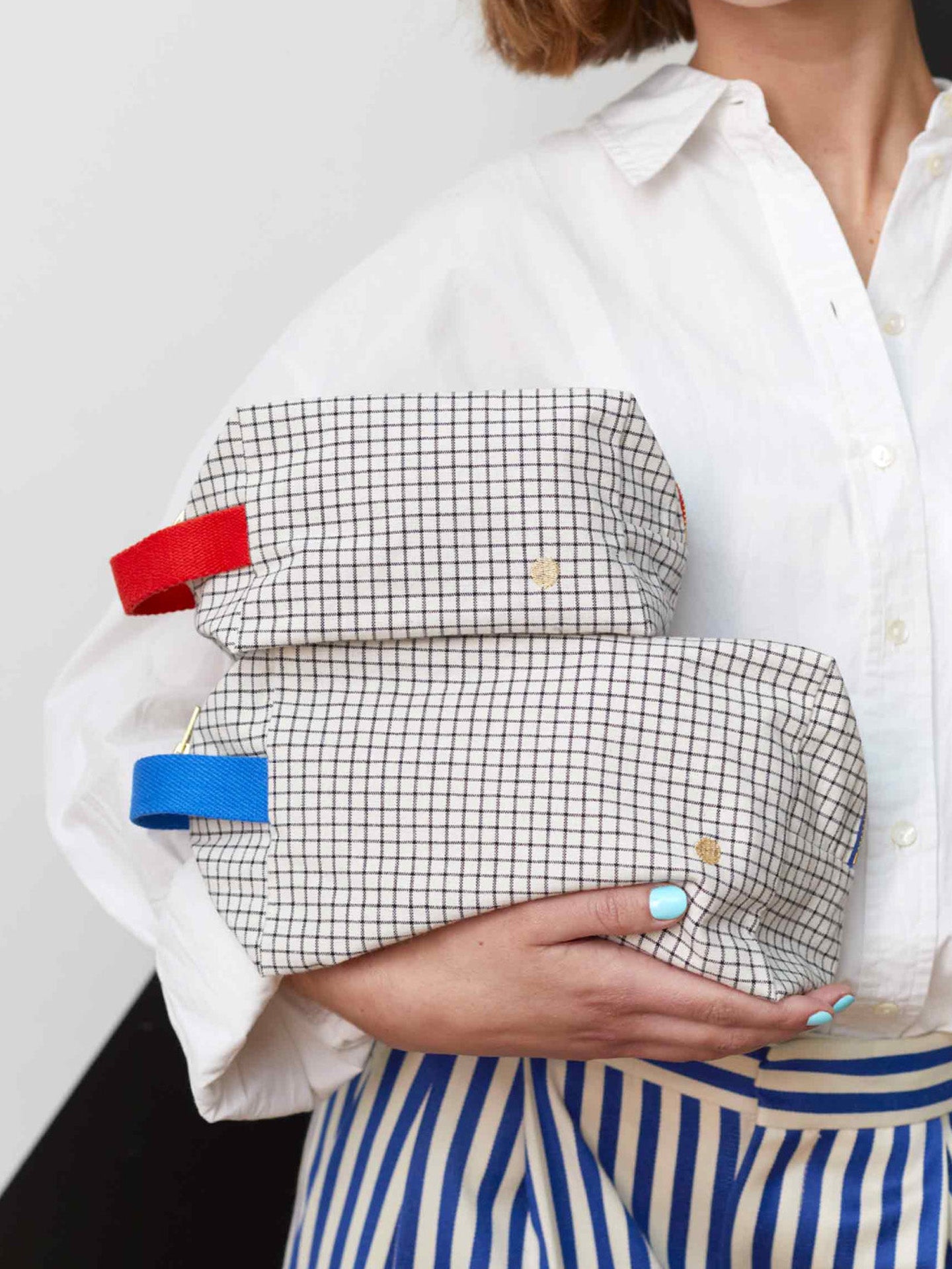 Large Gustave cube pouch, grid (14 × 22 × 11 cm)