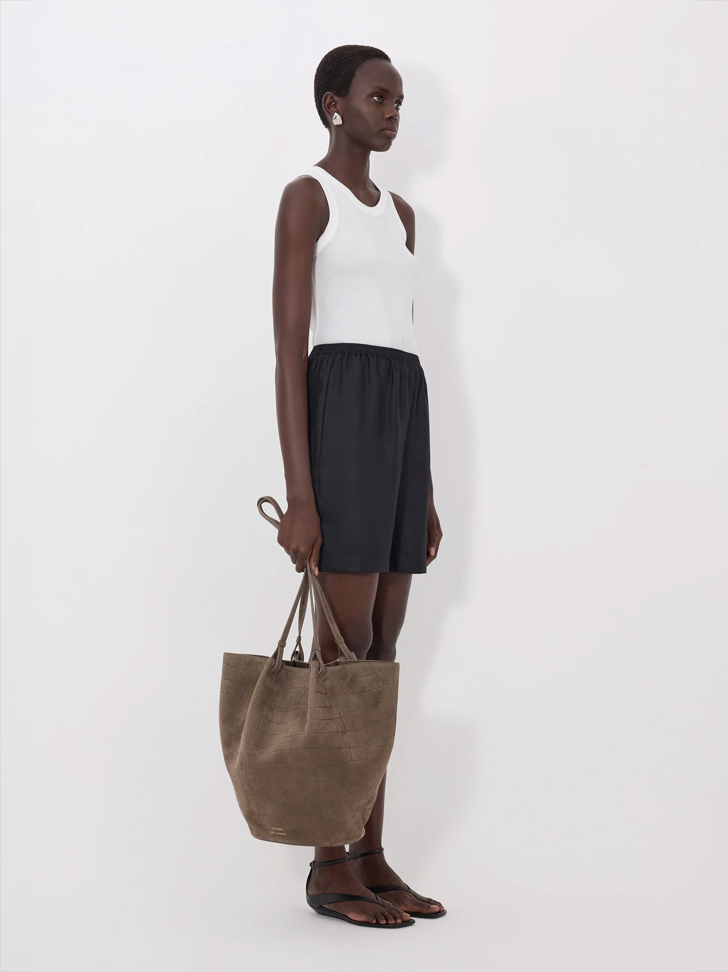 Zinia lds loose-fit silk shorts, black