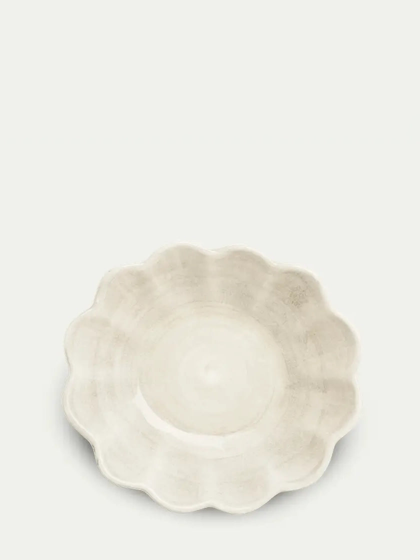 Oyster small oval bowl, sand (18 cm)