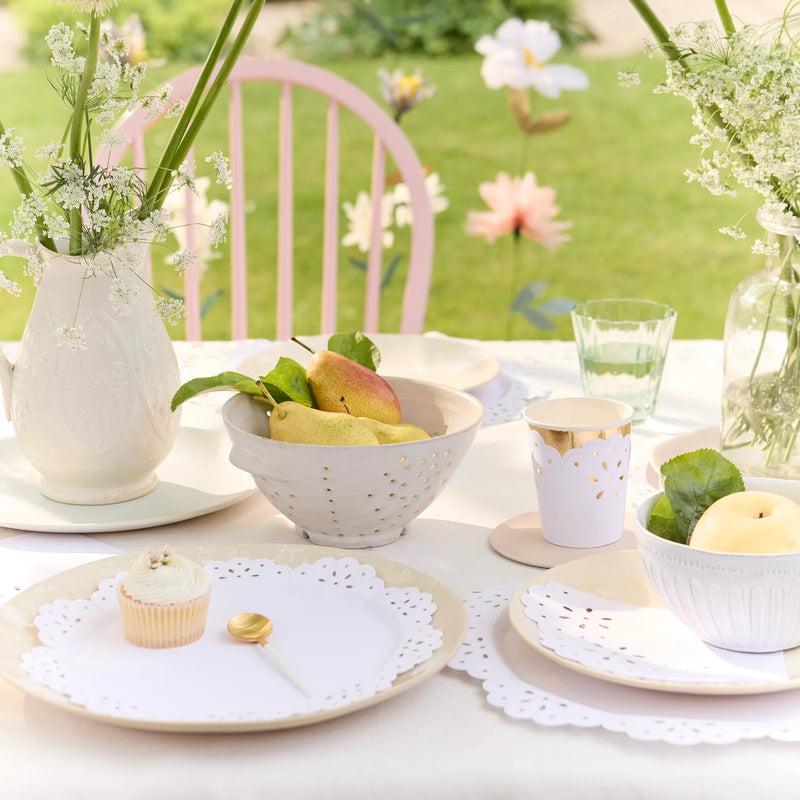 Broderie Anglaise dinner plates, set of 8