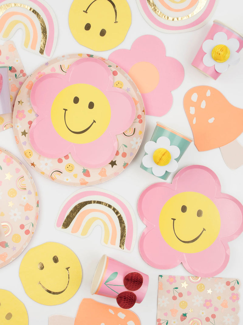 Smiley flower paper plates, set of 8