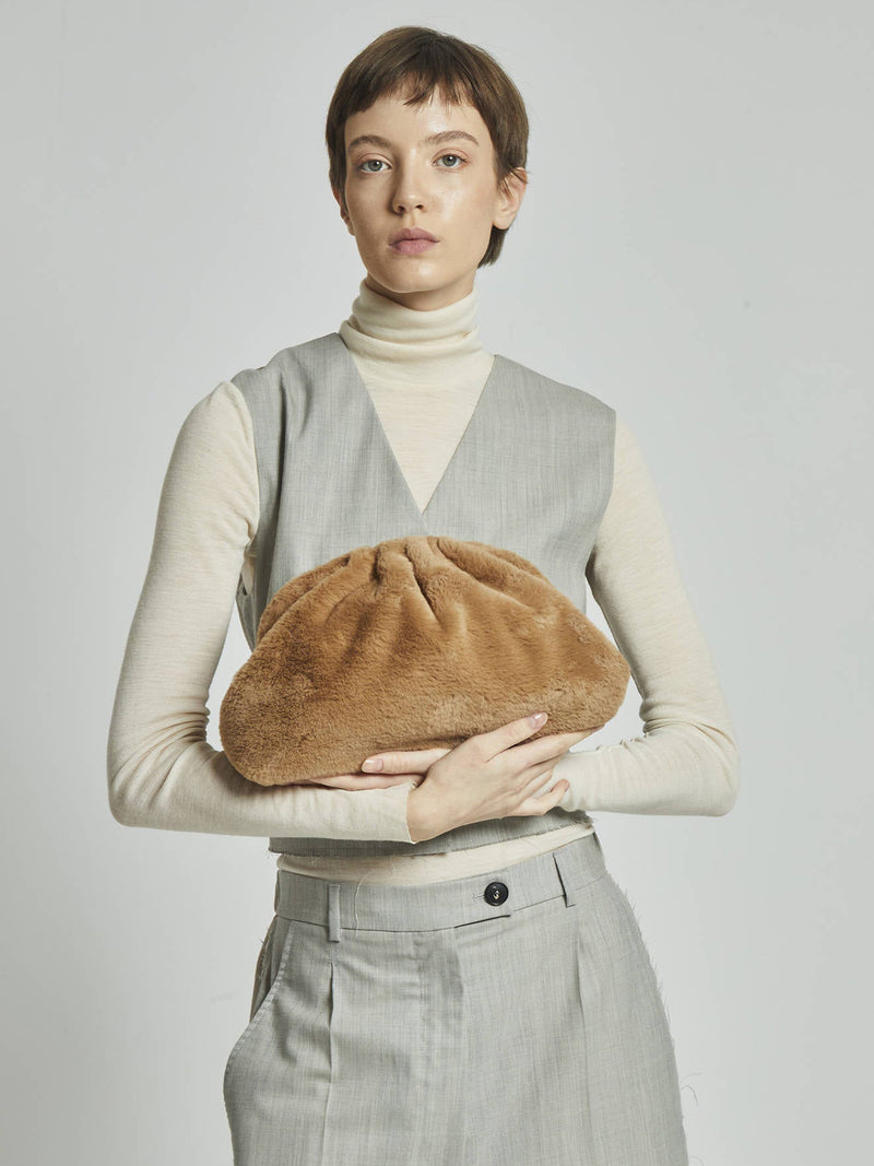 Nita game bag, nude faux fur