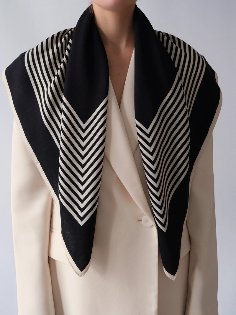 Striped wool scarf, black (90cm)