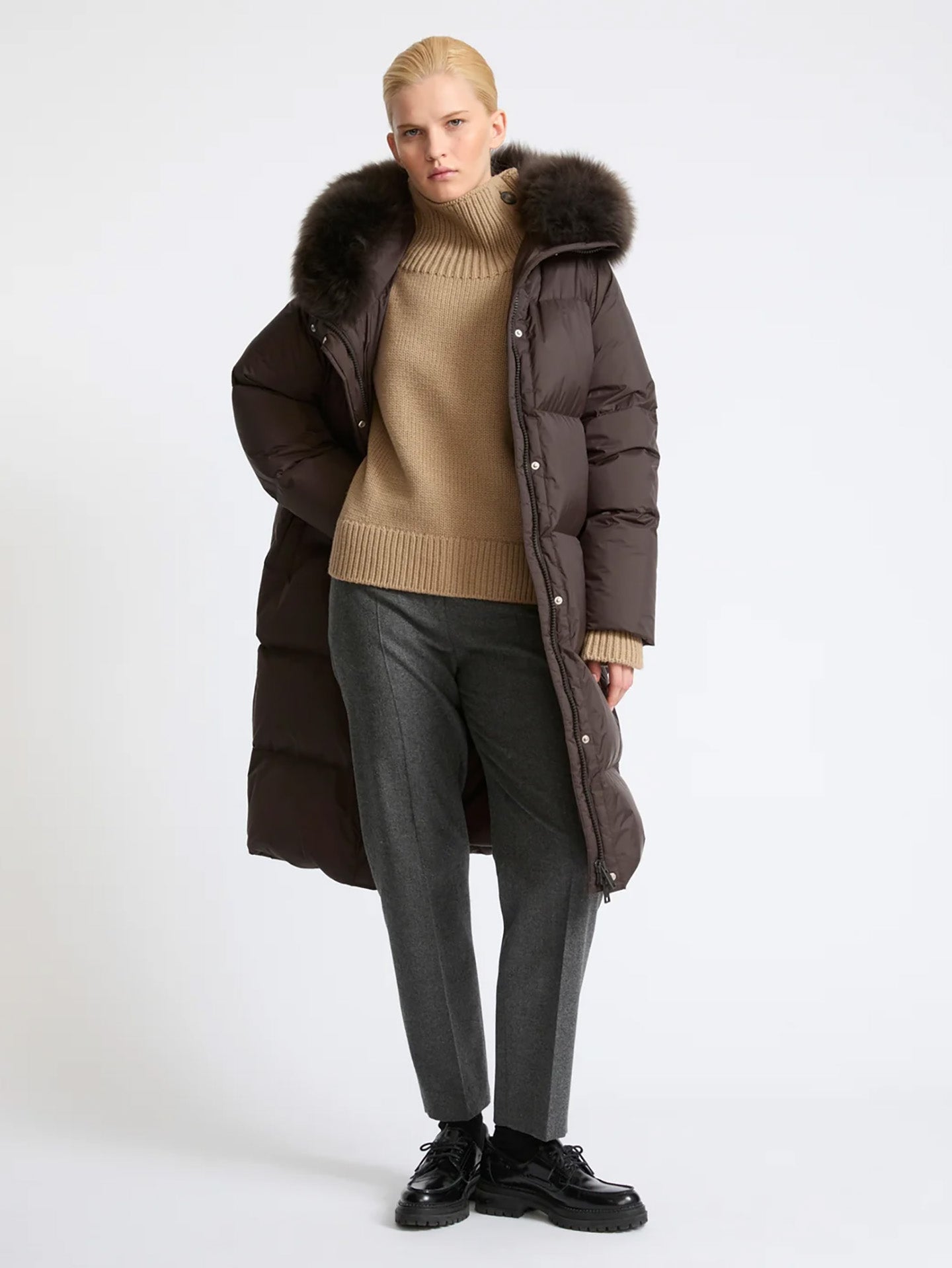 Long fur-trim hooded down coat, brown