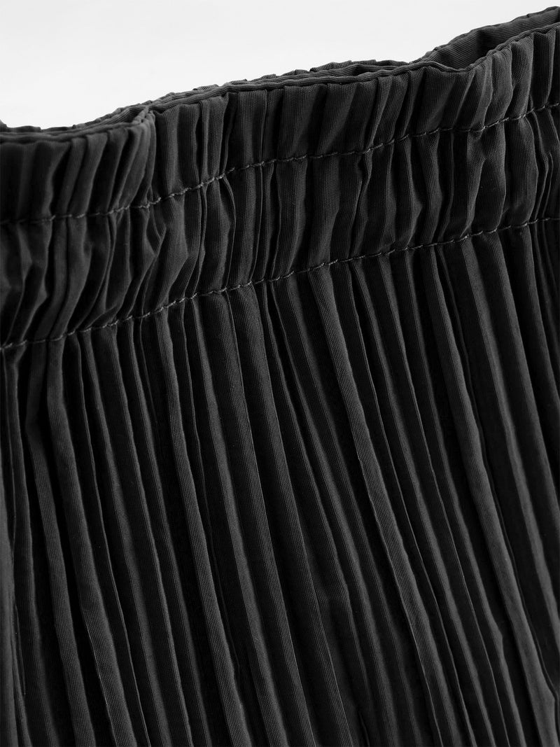 Shell small pleated vegan leather bag, black