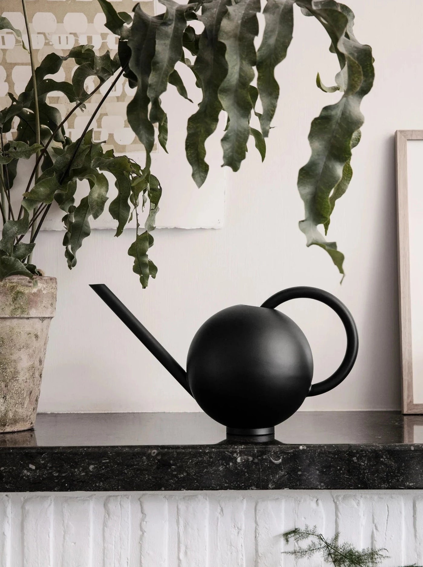 Orb Watering Can, black