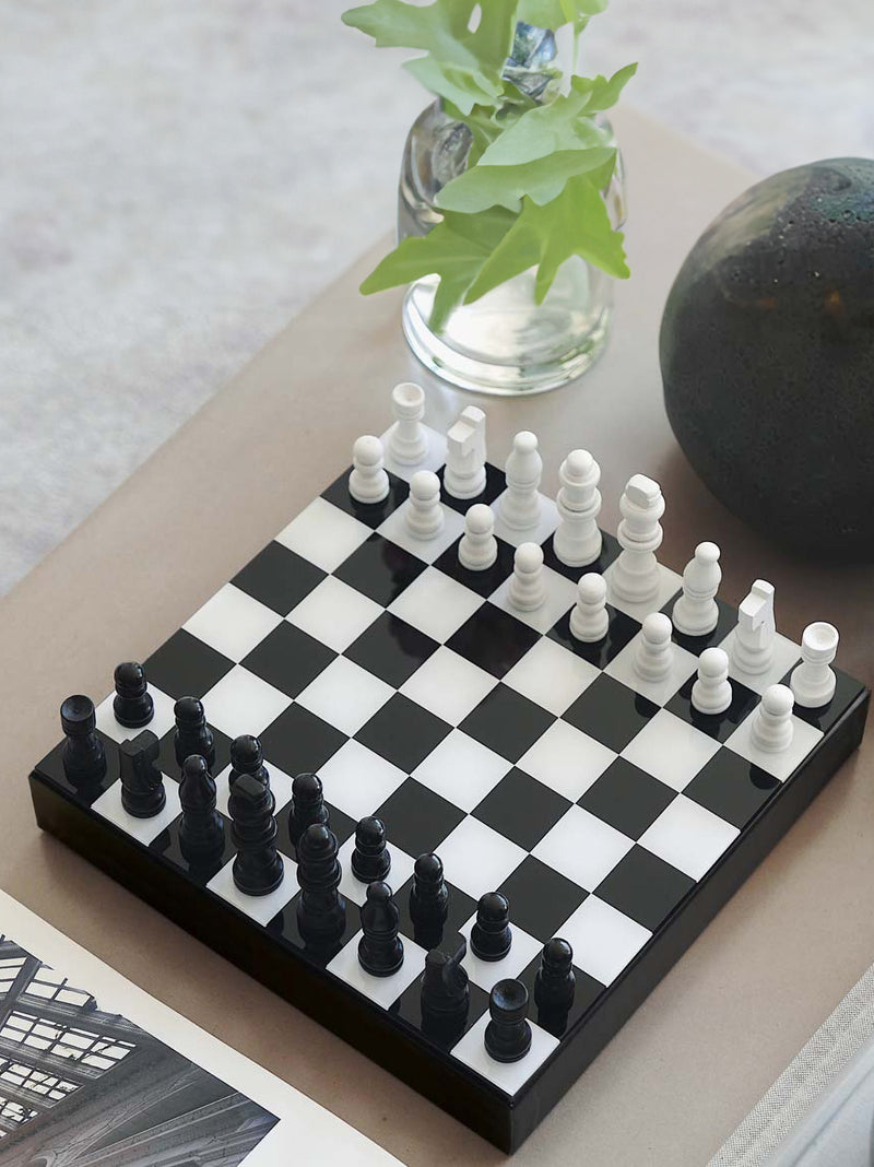 Art of Chess classic chess, black-white