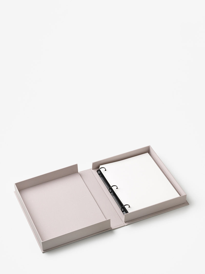 Dogs embroidered photo album