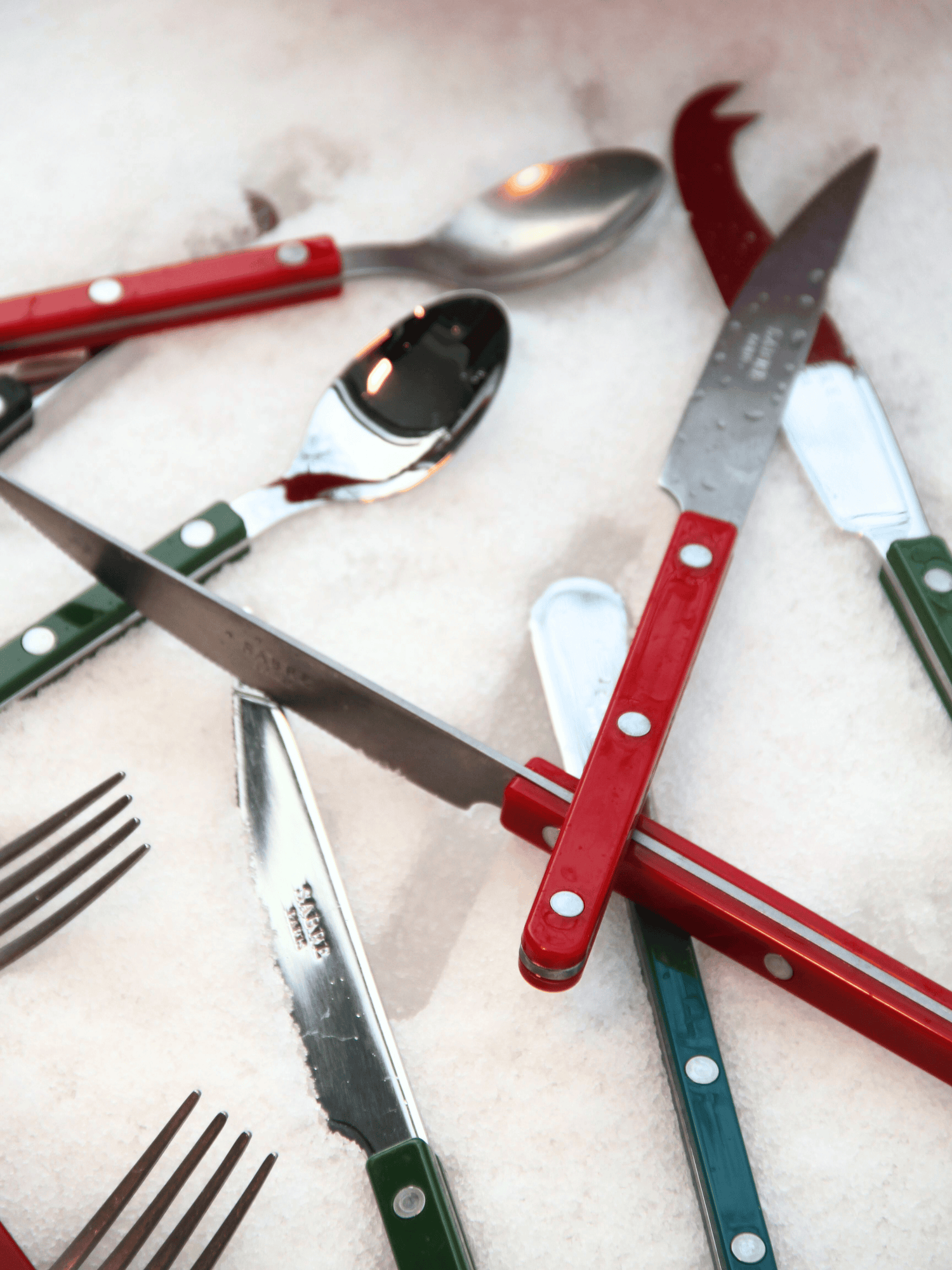 Bistrot dinner knife, 19 colours