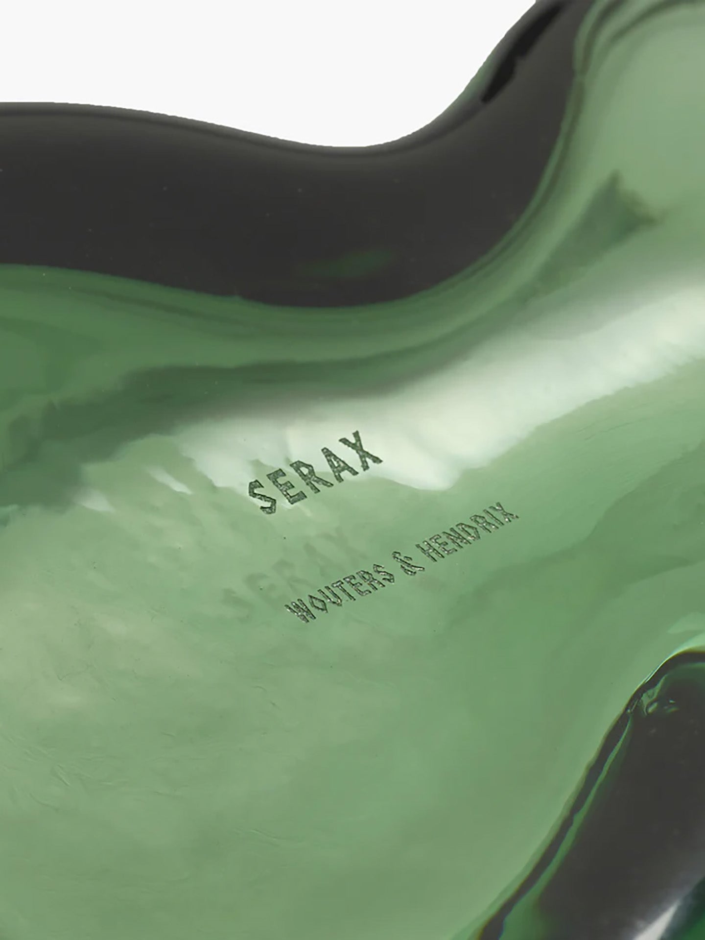 Edward Carafe, Emerald Green