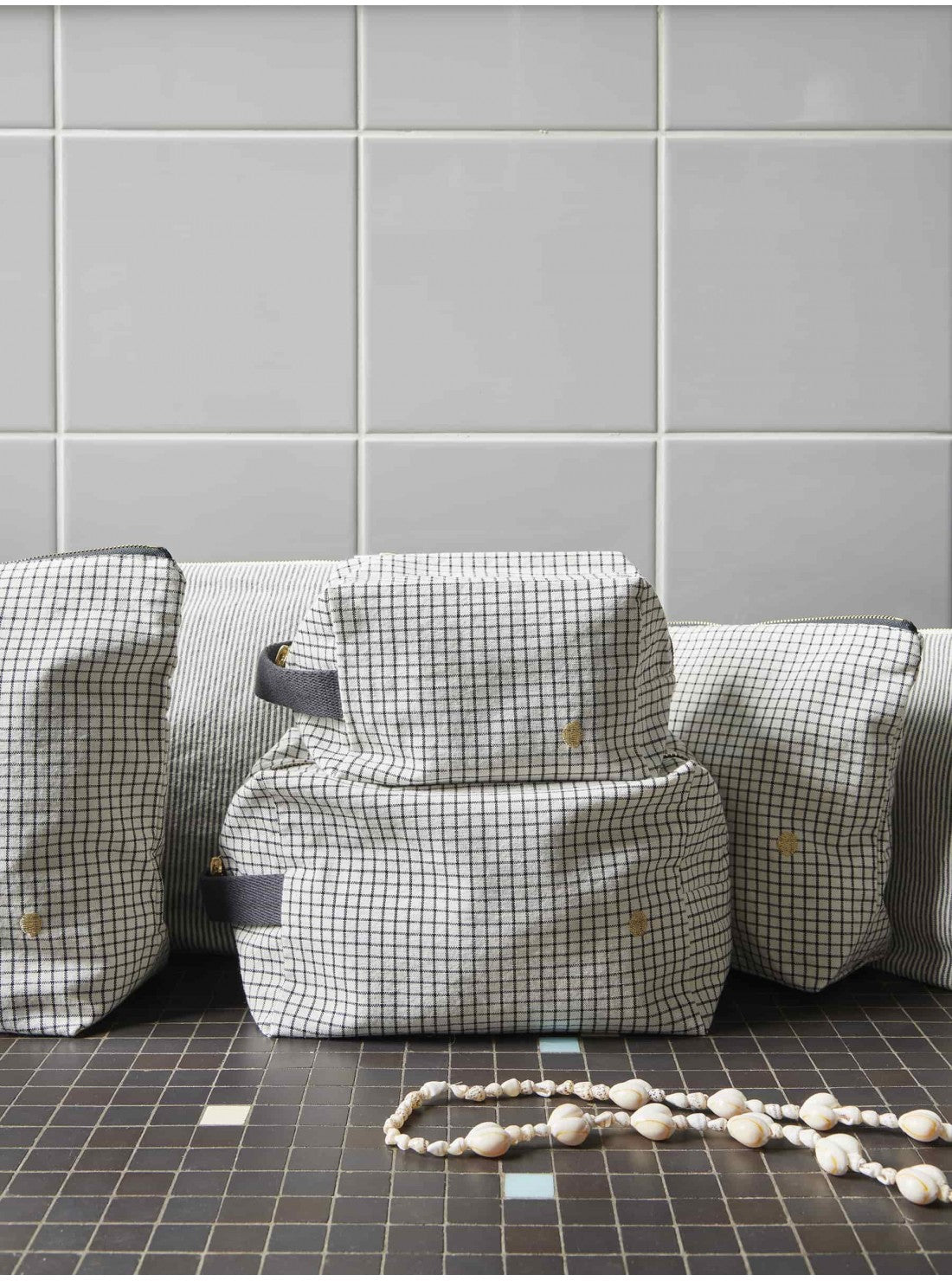 Cube pouch, square print (small)