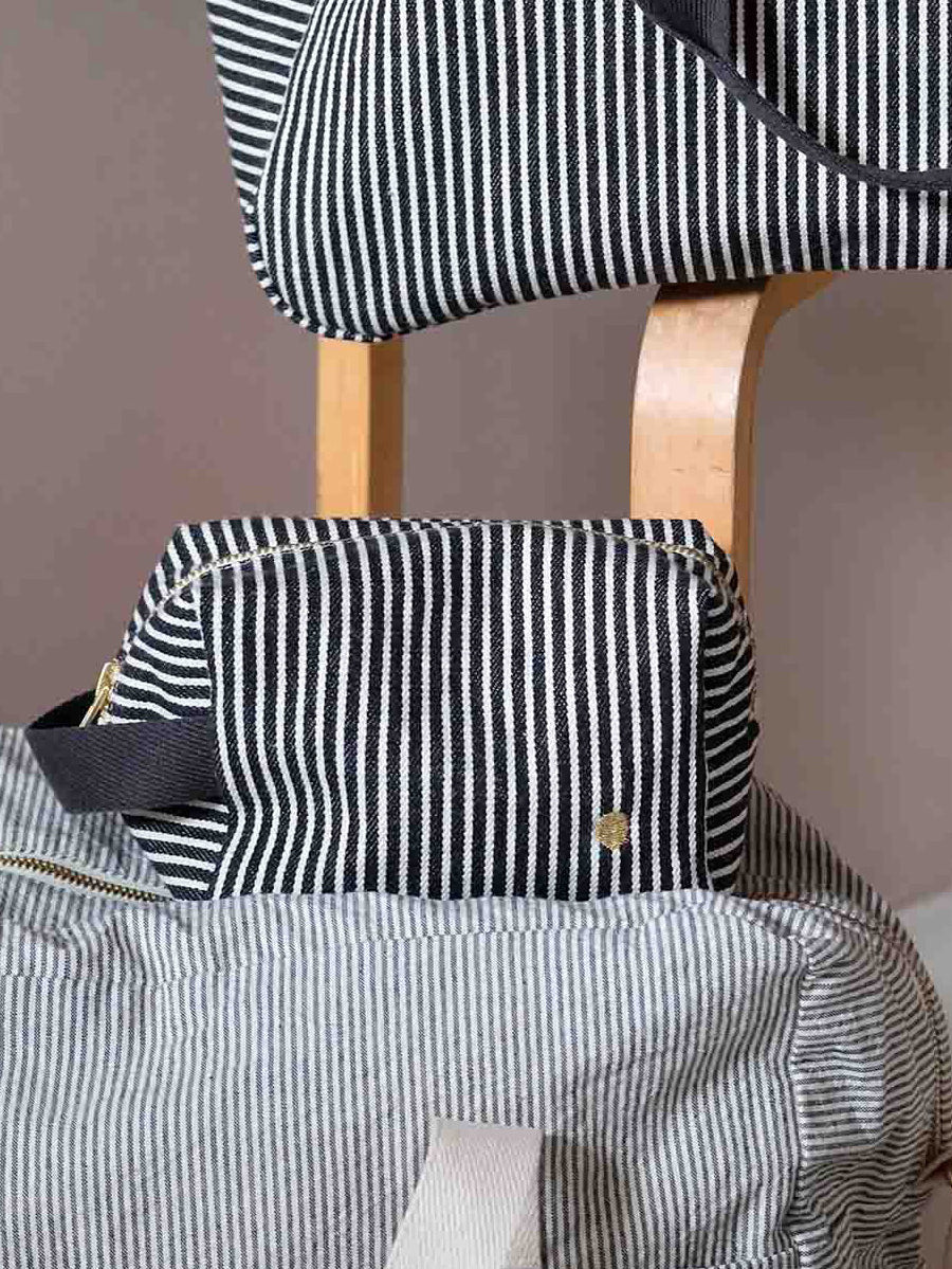 Basile S cube cosmetic pouch, stripe (10 × 16 × 10 cm)
