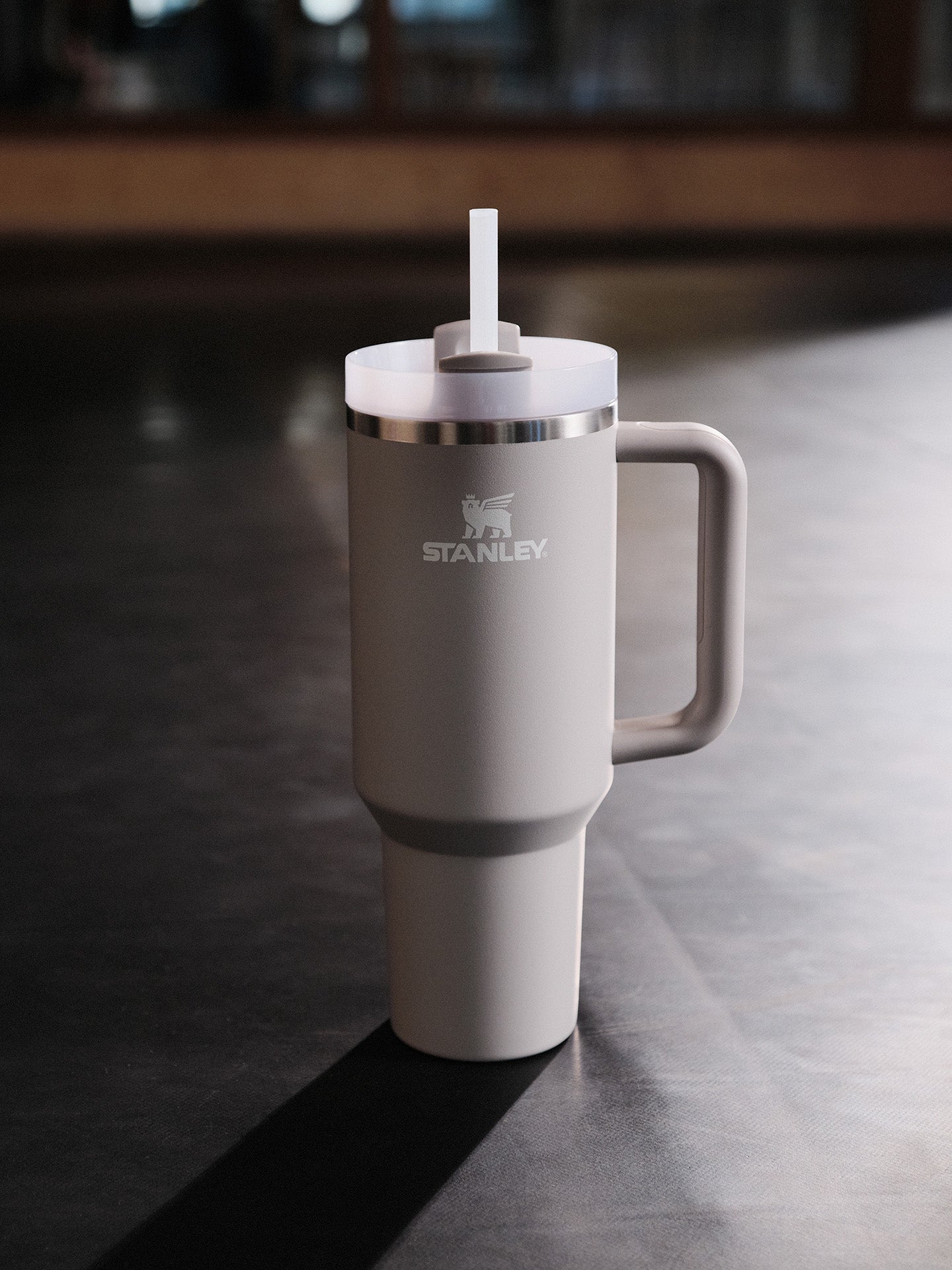 The Quencher H2.0 Flowstate™ Tumbler, ash (1,2L)