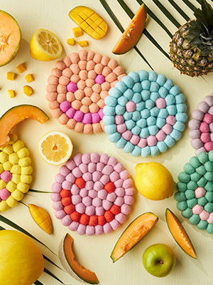 Round Trivet Smiley, raspberry