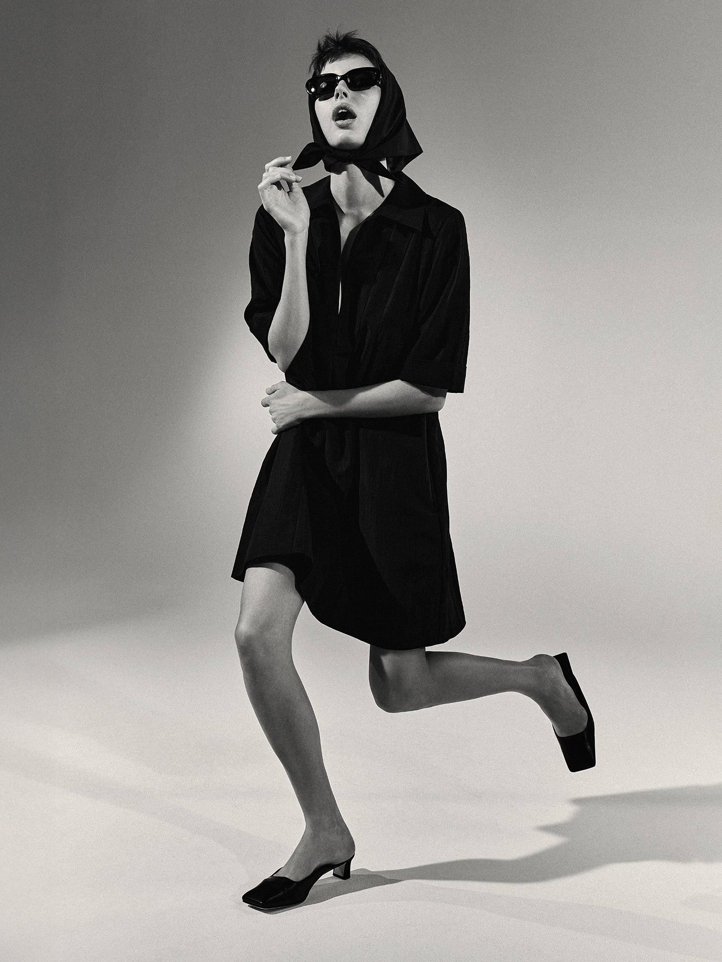 A-line short dress, black