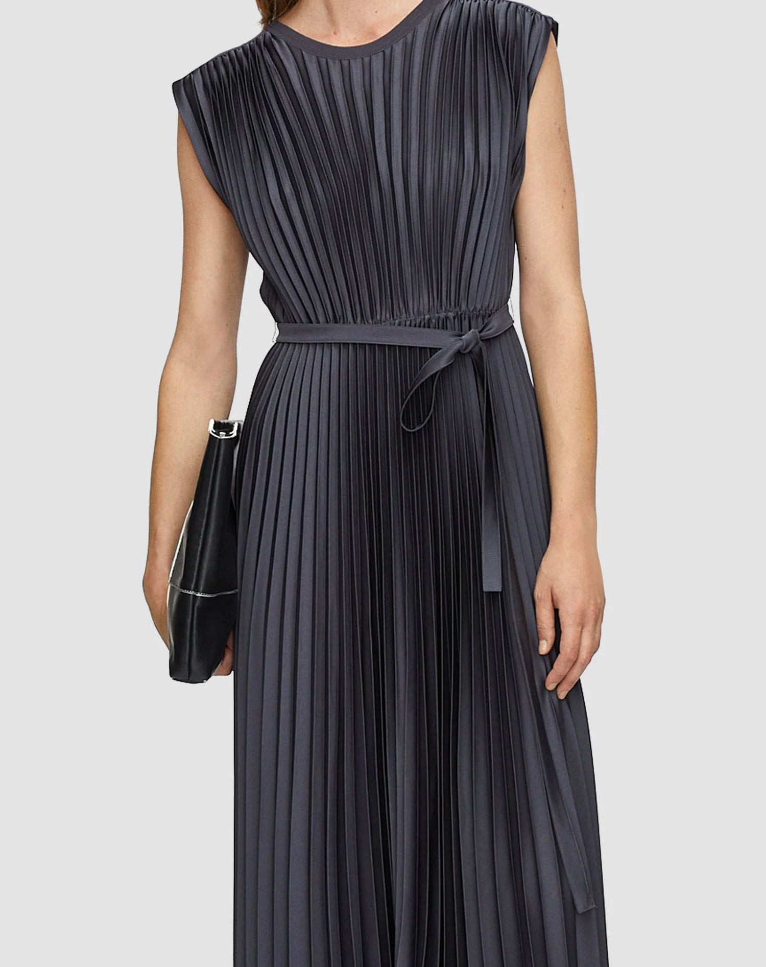 Volta knit weave plissé dress, smoke grey