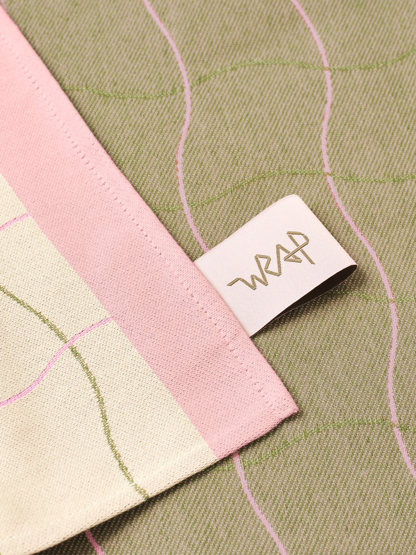 Wave grid tea towel, natural