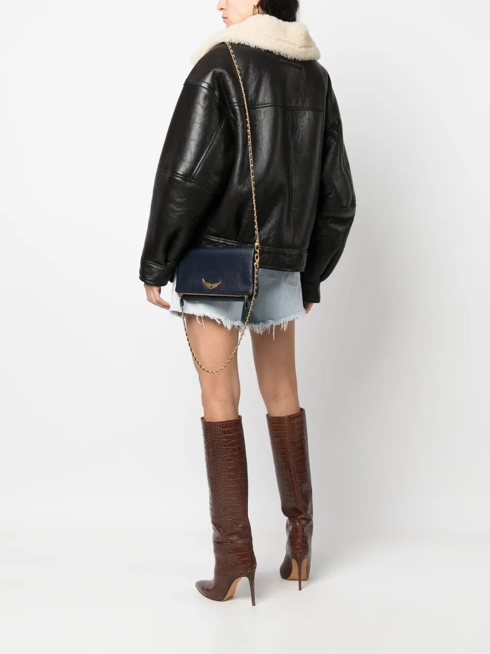 Rock grained leather bag, ink - gold chain