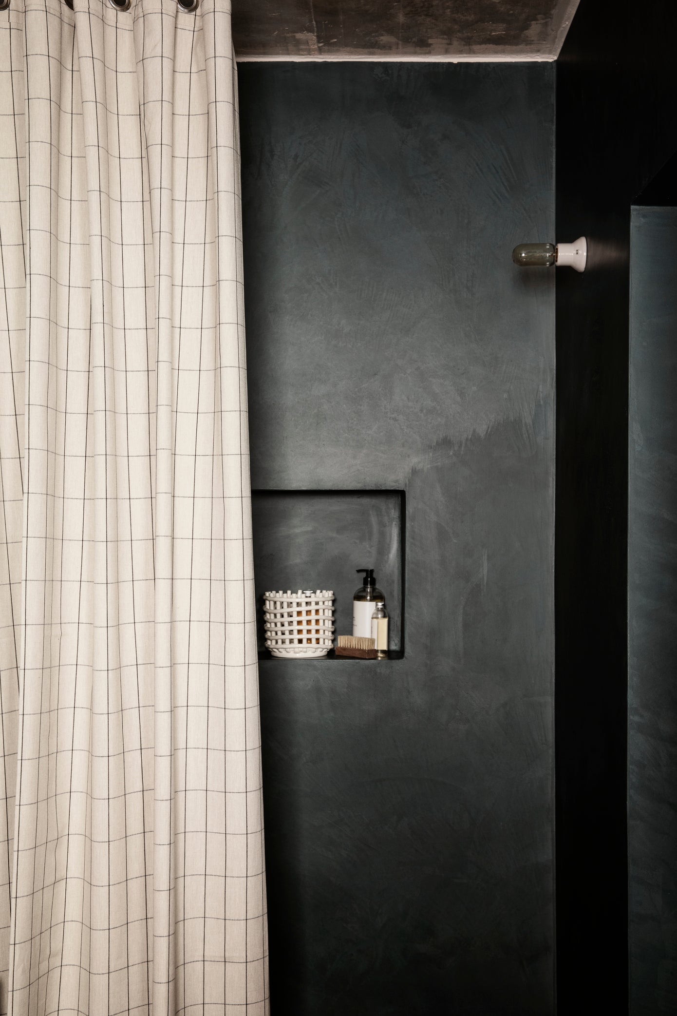 Ceramic Basket, S (2 Colours)