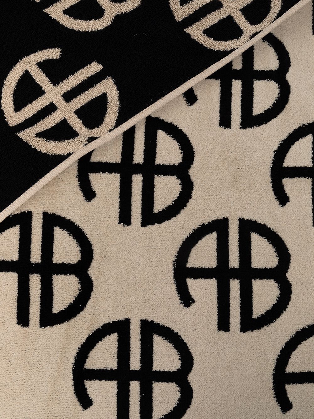 Bahia towel, beige-black monogram print