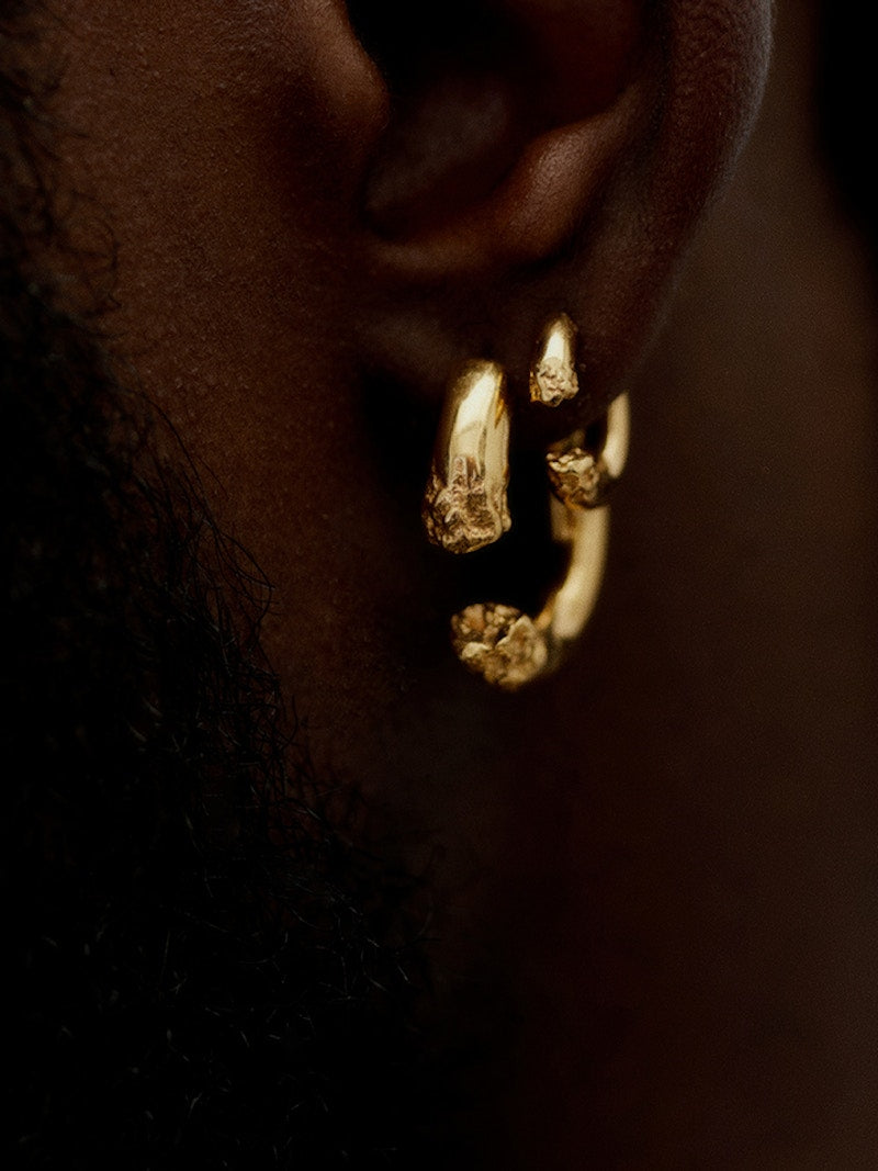 Terra 24 textured hoop earring, gold plated