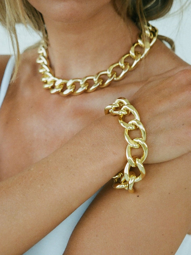 Bold bracelet, gold