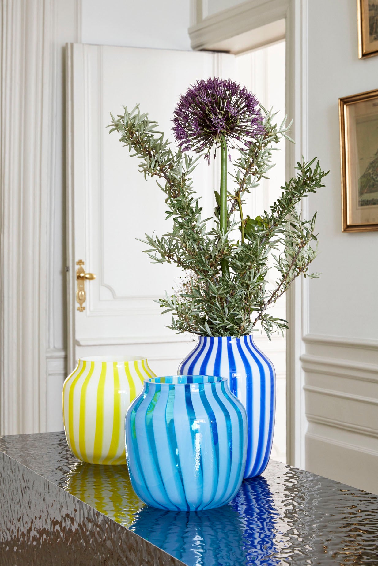 Juice Vase High, striped electric blue