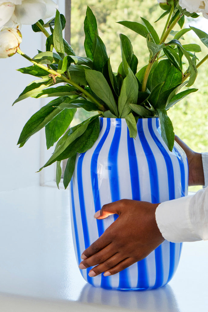 Juice Vase High, striped electric blue