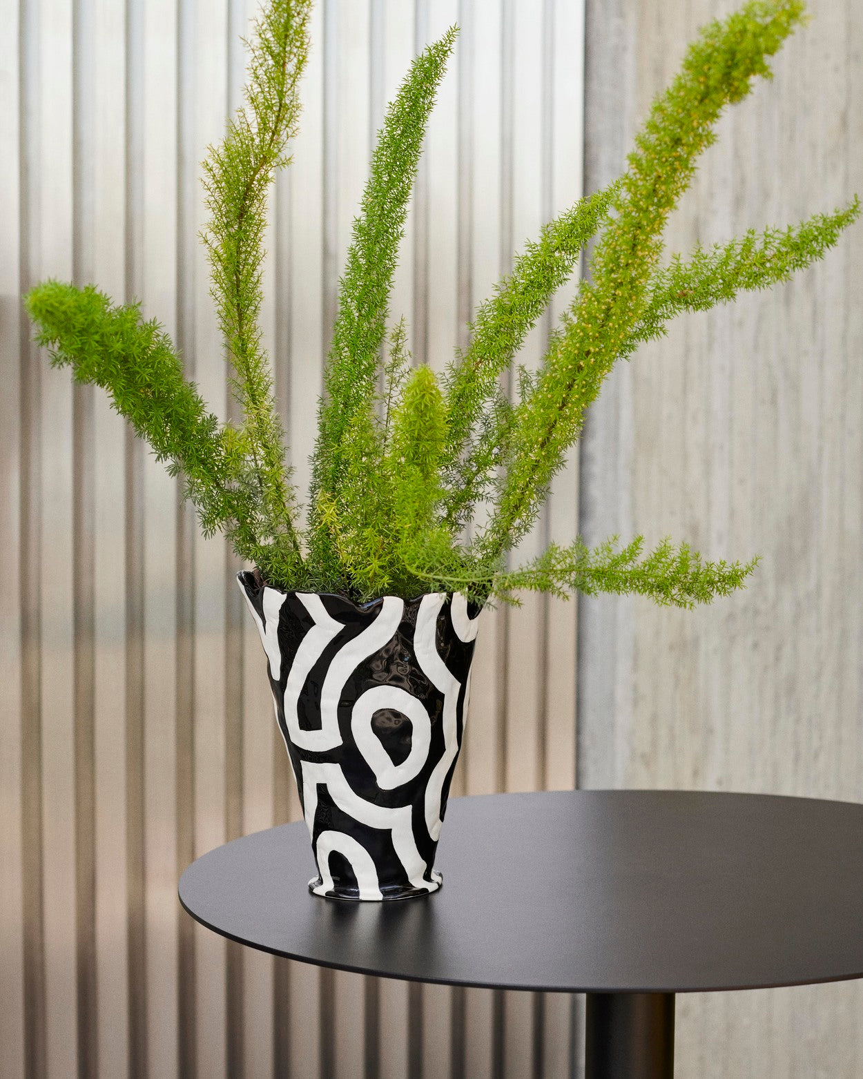 Shadow Vase by Jessica Hans, black-white