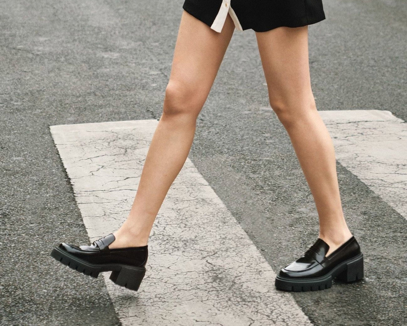 Women's shoes