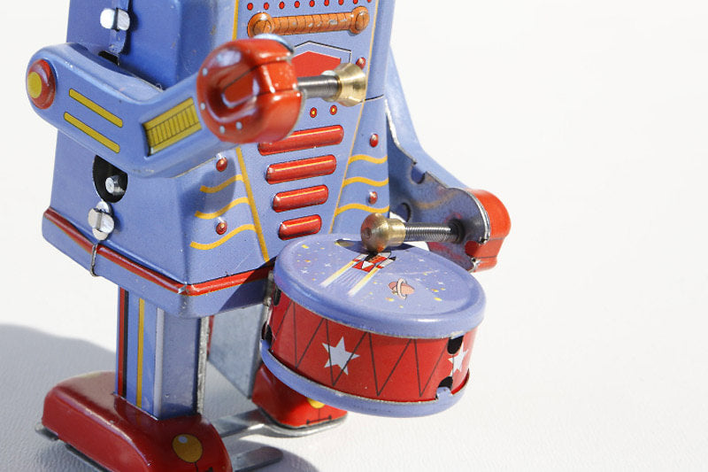 Little drumming Robot, blue-red (9,5 cm)