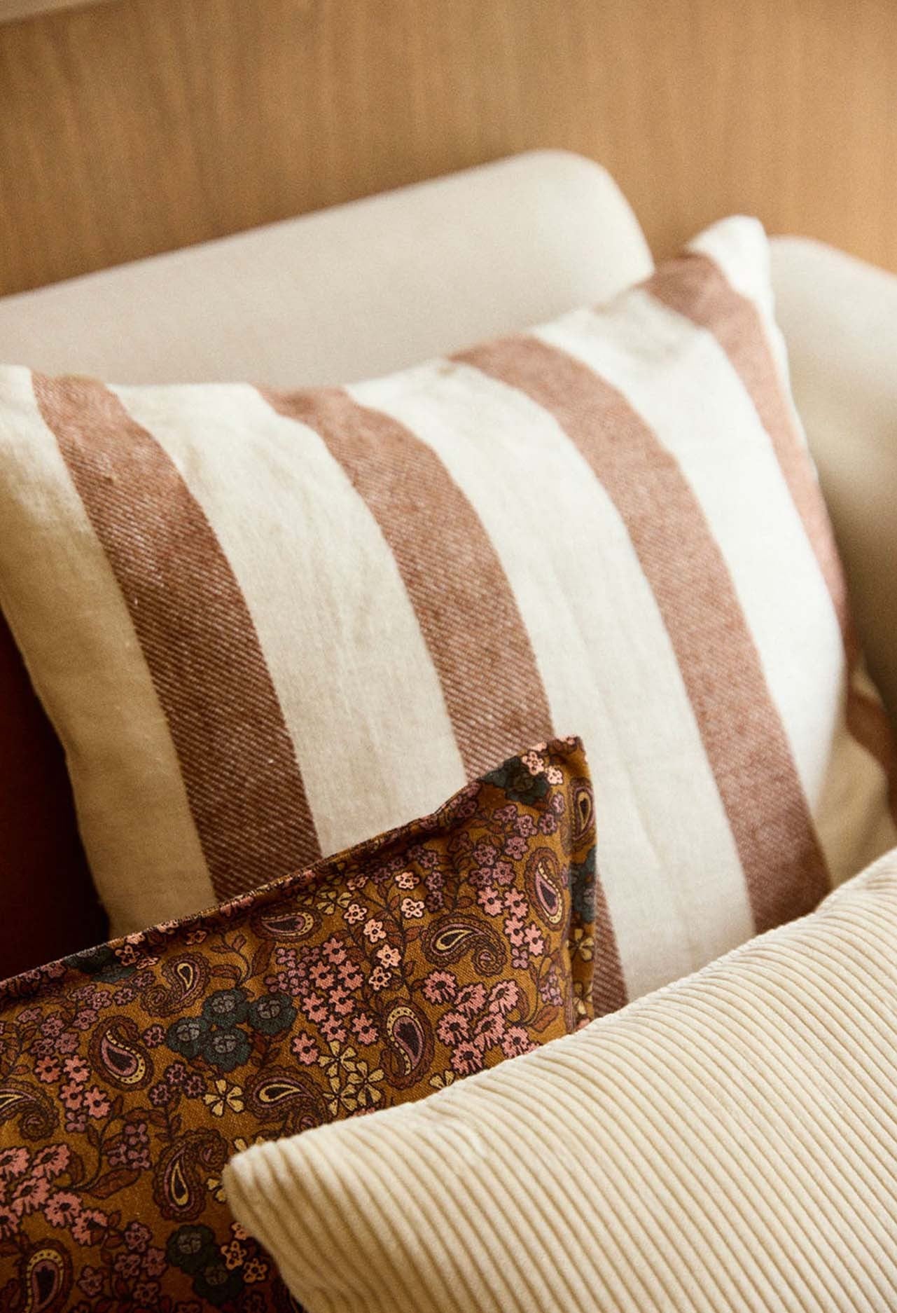 Bastide cushion cover, mocha stripes (30 x 50 cm)