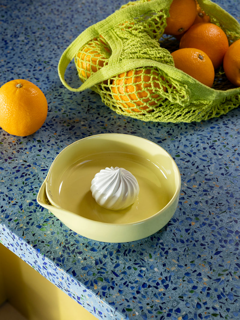 Pudding citrus squeezer, yellow