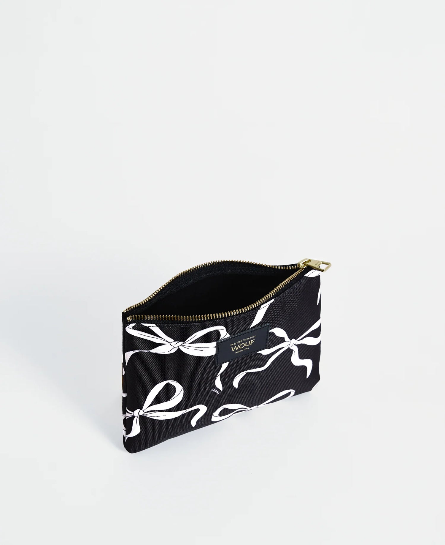 Black & White Carlota Pouch