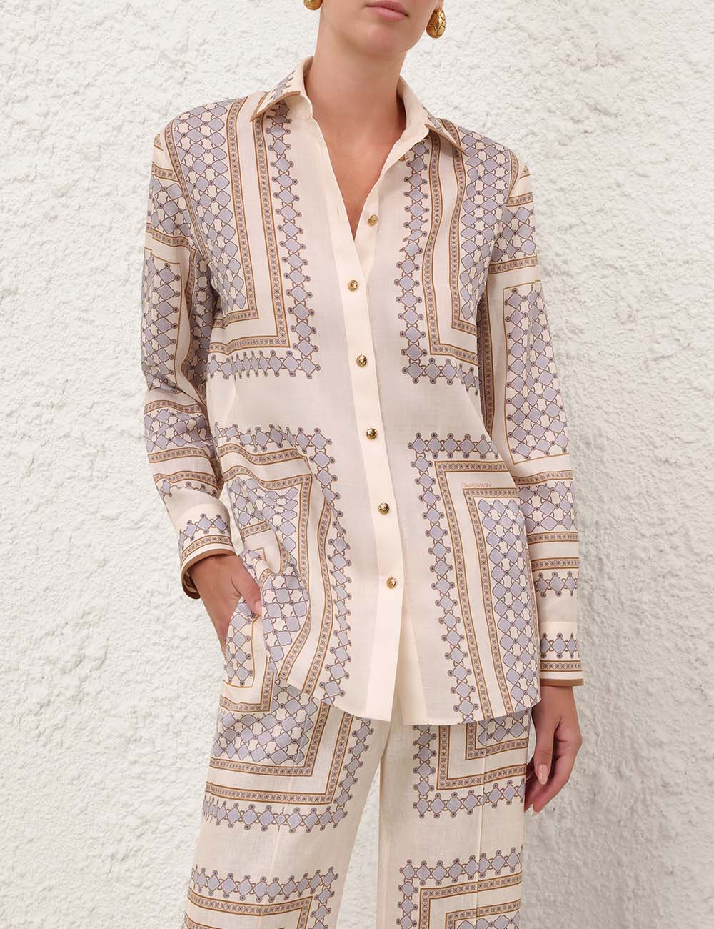 Fitted geometric print ramie shirt, cream-navy