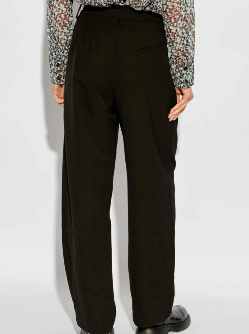 Light Twill Suiting Relaxed Pleated Pants, black