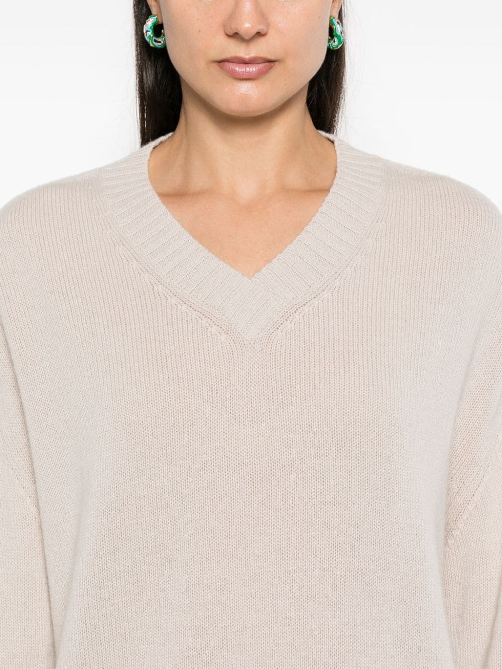 V-neck cashmere sweater, oyster