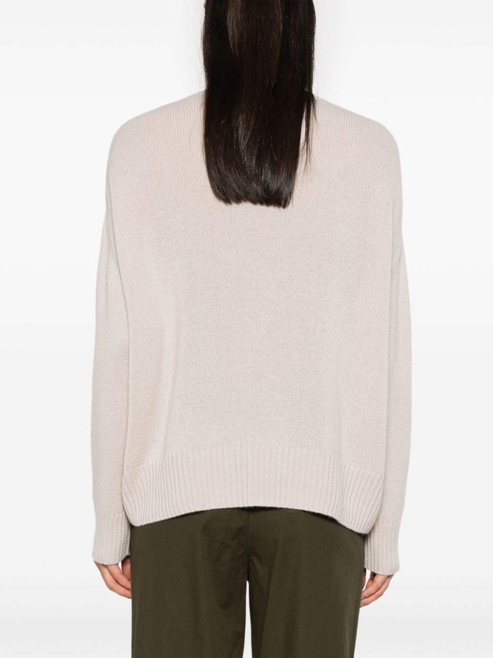 V-neck cashmere sweater, oyster